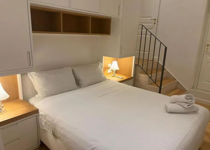 Via Del Corso Home Roma